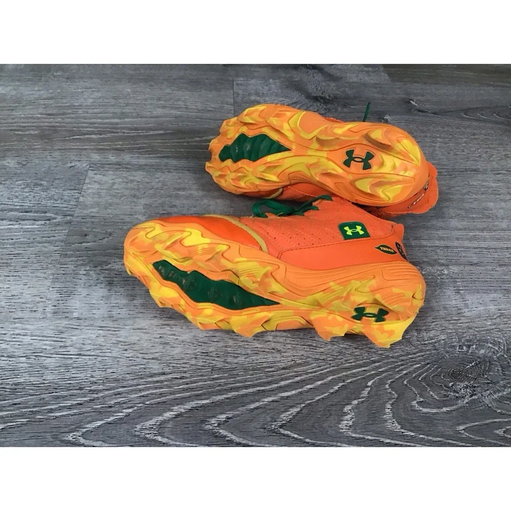 Under Armour Youth Harper 9RM Jr Juice Pack 3028419-800 Baseball Cleats Sz 3.5Y